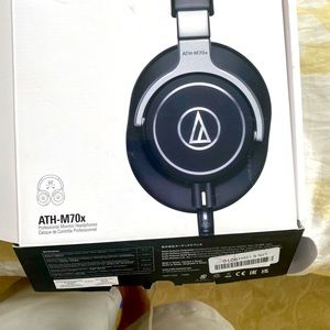 Audio-Technica ATH-M70x - like new